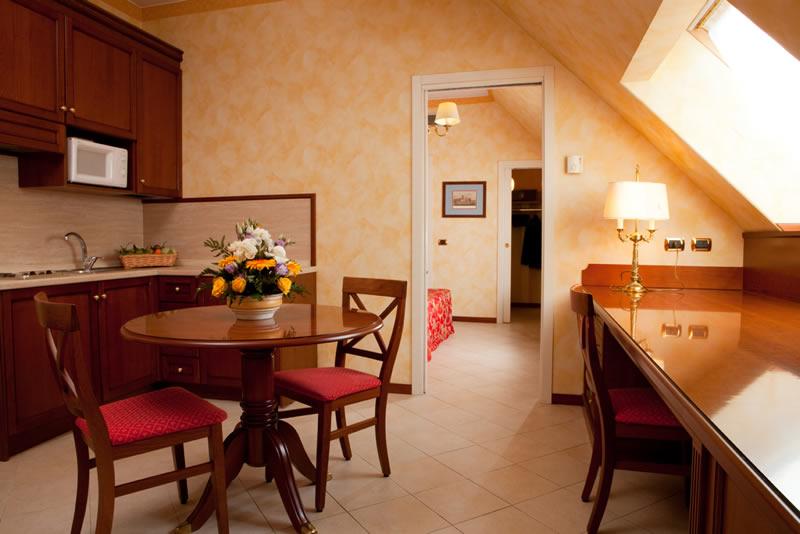 Unaway Hotel & Residence Linea Uno Milano Exterior photo