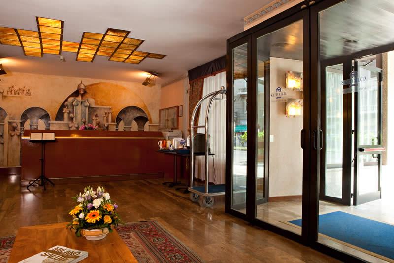Unaway Hotel & Residence Linea Uno Milano Exterior photo