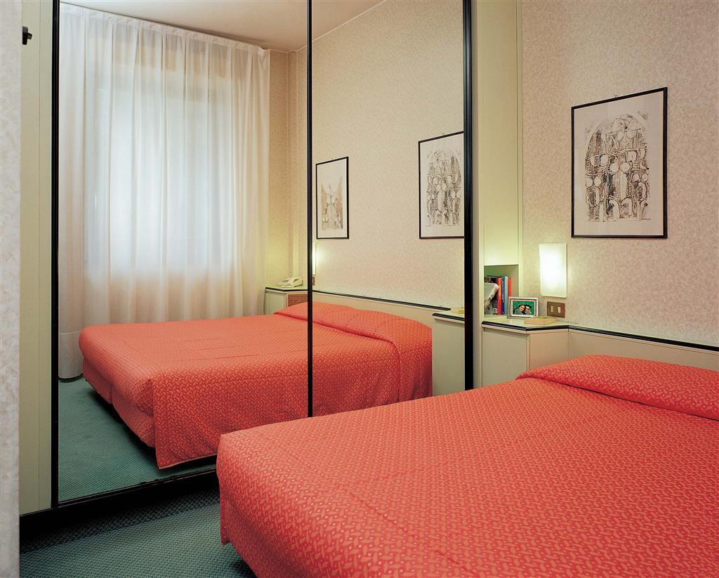 Unaway Hotel & Residence Linea Uno Milano Room photo