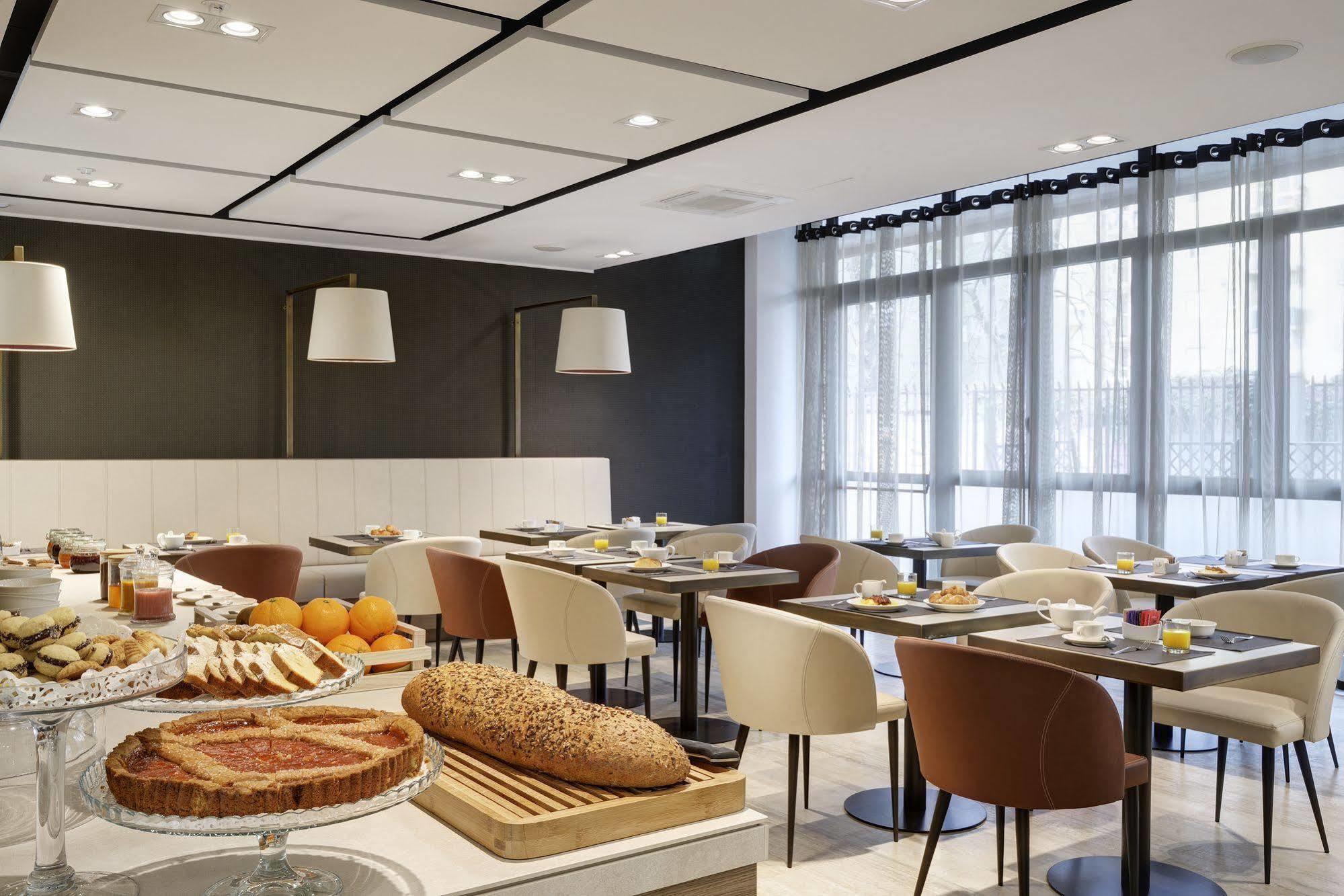 Unaway Hotel & Residence Linea Uno Milano Exterior photo